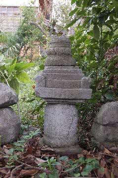 下甲北出口の赤碕塔